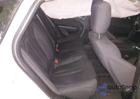 2015 Chrysler 200 Limited из США, поврежденный, VIN 1C3CCCABXFN651626